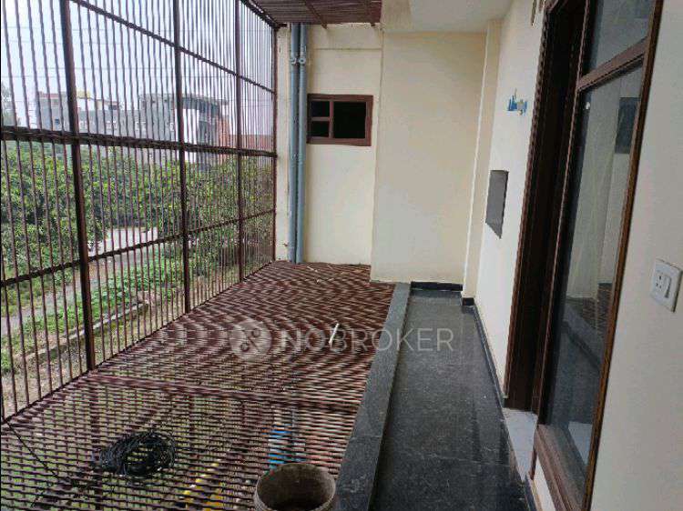 4 BHK House for Rent  In F9xm+mvp, Sector 130, Noida, Uttar Pradesh 201304, India