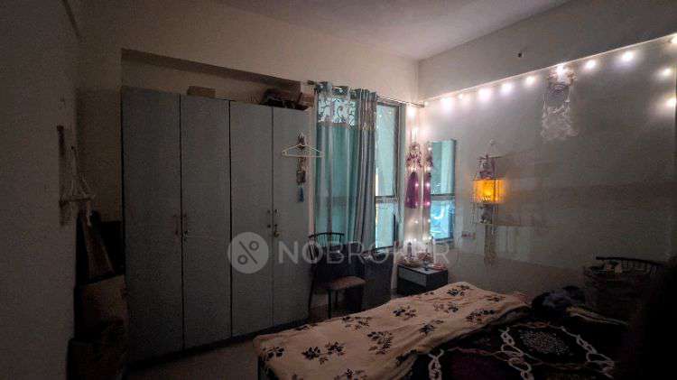 Single Room for Female In 3 BHK  In Arv Ganga Kingston In  Mohammed Wadi,