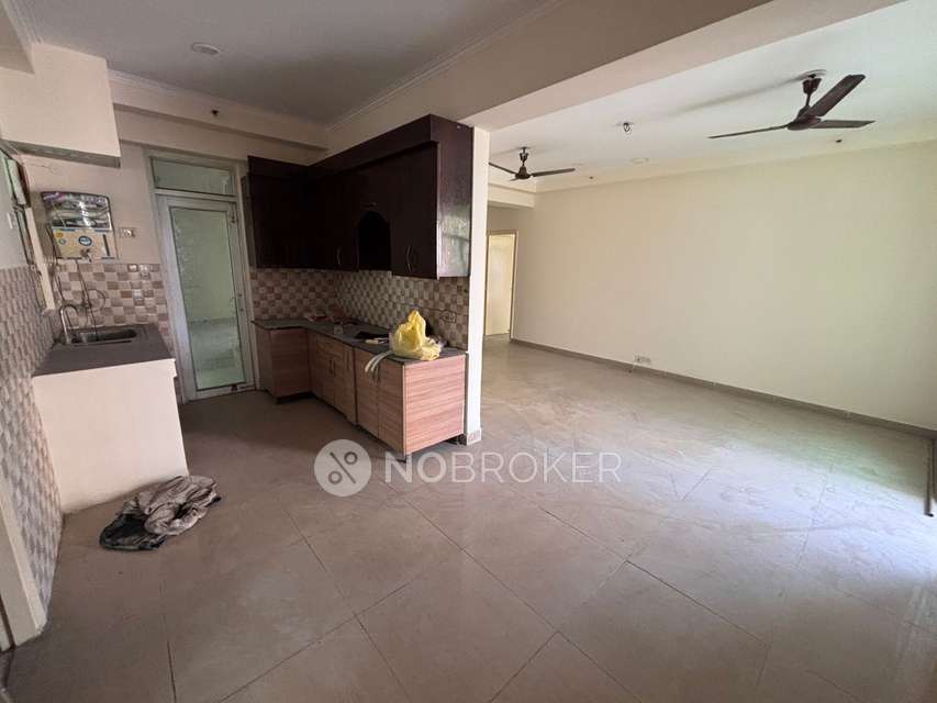 3 BHK Flat In Gaur City 2 for Rent  In Noida Extention