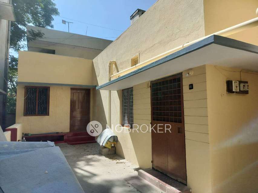 1 BHK Flat for Rent  In Kumaraswamy Layout