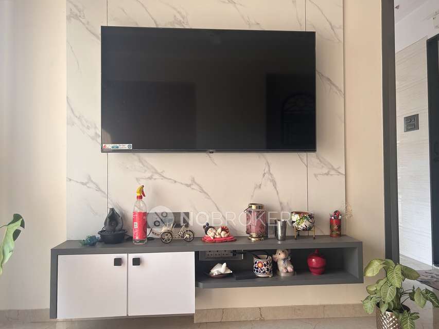 PG for Girls in Tilak Nagar