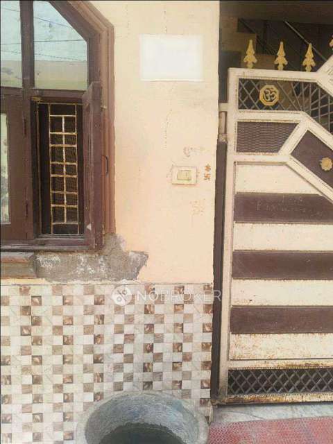 1 RK House for Rent  In  Sector 37