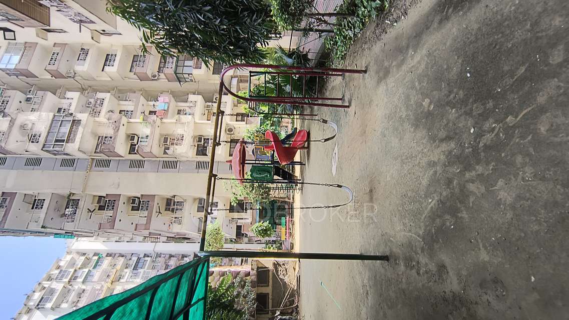 2 BHK Flat In Amrapali Royal for Rent  In  Indirapuram, Ghaziabad