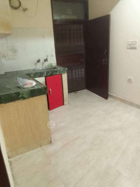 1 RK House for Rent  In Mayur Vihar