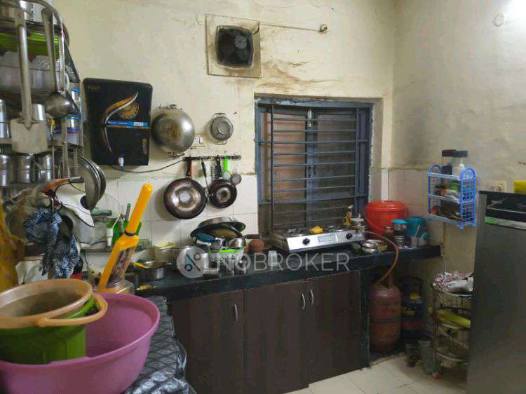 Single Room for Female In 1 BHK  In Cgs Colony  In Nirman Sadan