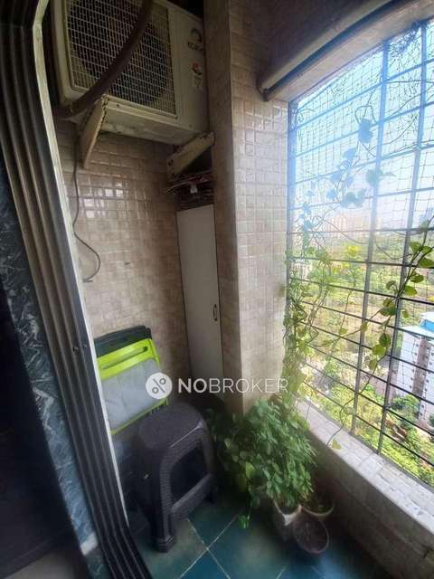 2 BHK Flat In Prestige Residency For Sale  In Waghbil Naka Flyover