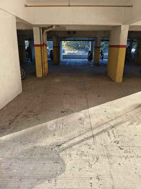 3 BHK Flat In Amanora Victory Towers for Rent  In Amanora Victory Towers - Sainik City.