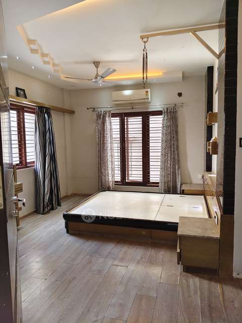 3 BHK Flat In Garden Bay Apartments For Sale  In Shanti Nagar