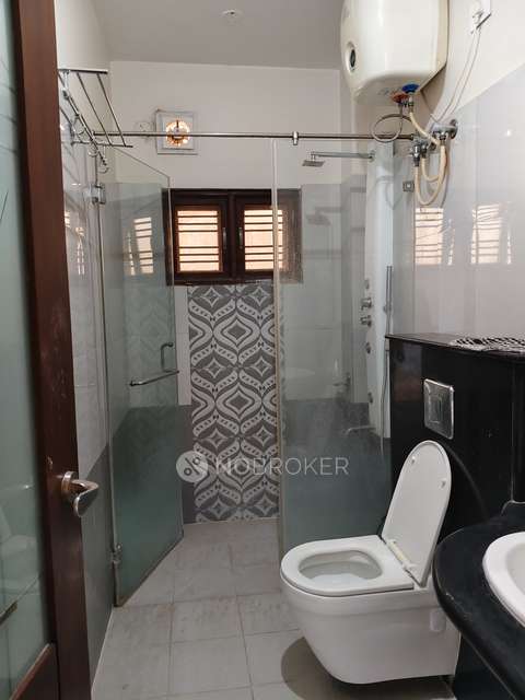 3 BHK Flat In Garden Bay Apartments For Sale  In Shanti Nagar