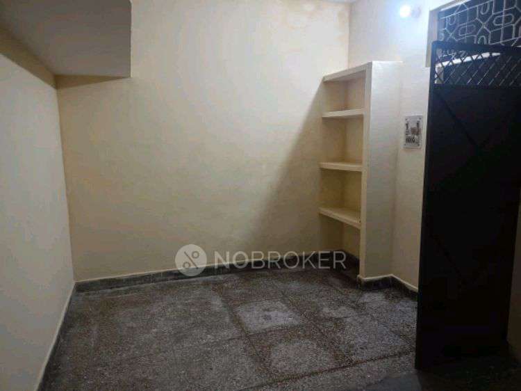 1 RK Flat In Taj Enclave for Rent  In Geeta Colony, Delhi