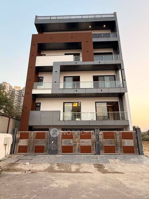 3 BHK Flat For Sale  In Sector 84