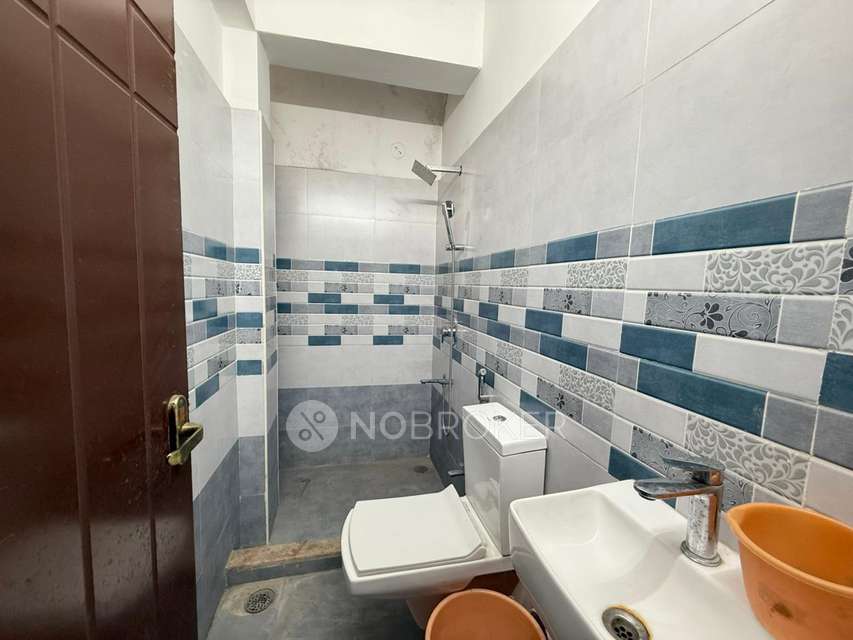 Office Space in Hafeezpet, Hyderabad for Rent 