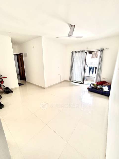 2 BHK Flat In Roshan Milestone for Rent  In Tathawade