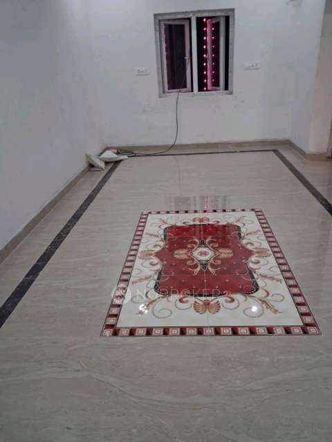 2 BHK Flat In Mathura Apartments for Rent  In No2 Rajiv Gandhi Street, Township Town Panchayat Office, Paadasalai St, Poonamallee, Varadarajapuram, Thirumazhisai, Tamil Nadu 600123, India