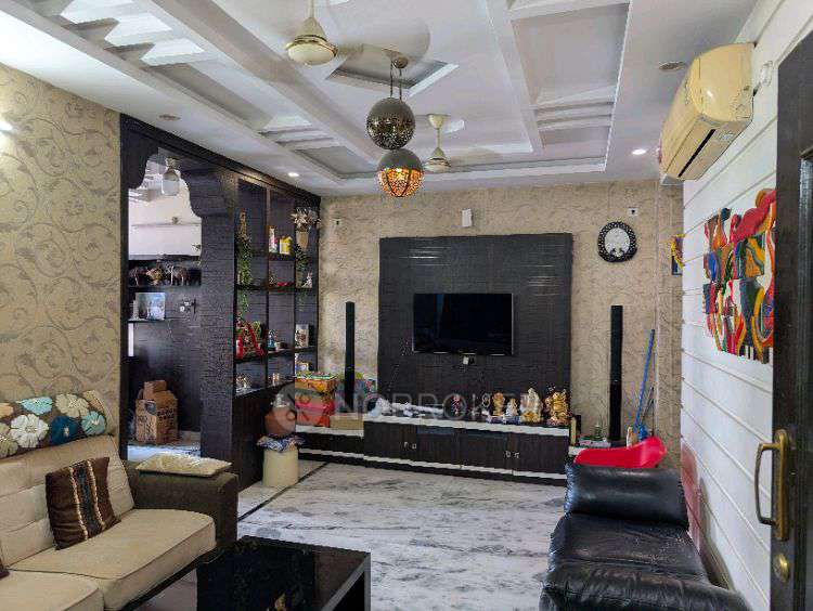 3 BHK Flat In Gayatri Nilayam for Rent  In Mythri Apartments, Hafeezpet Rd, Opposite Old Police Station, Ambedkar Nagar, Hafeezpet, Hyderabad, Telangana 500049, India