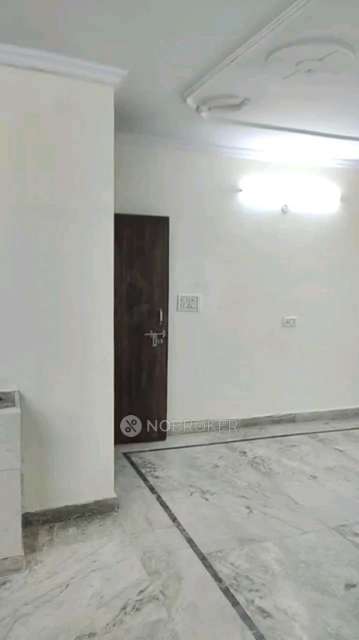 4 BHK Flat for Rent  In Dwarka