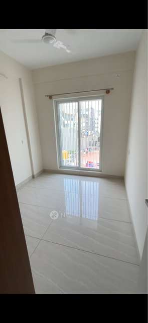 Single Room for Female In 2 BHK  In Shrinivasa In Kasavanahalli