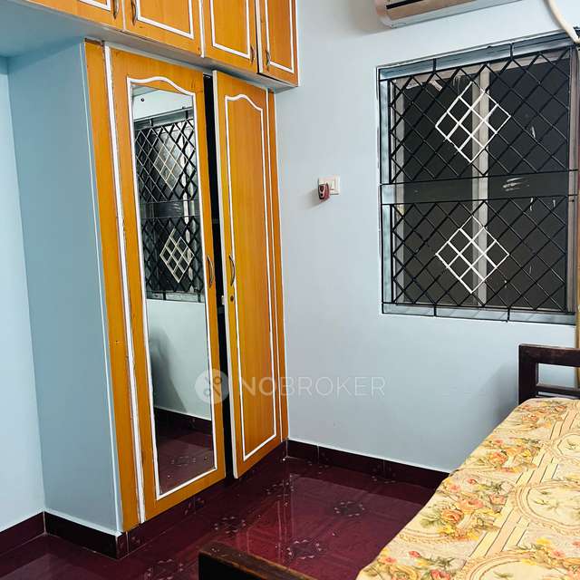Single Room for Female In 2 BHK  In Standalone In Anna Nagar