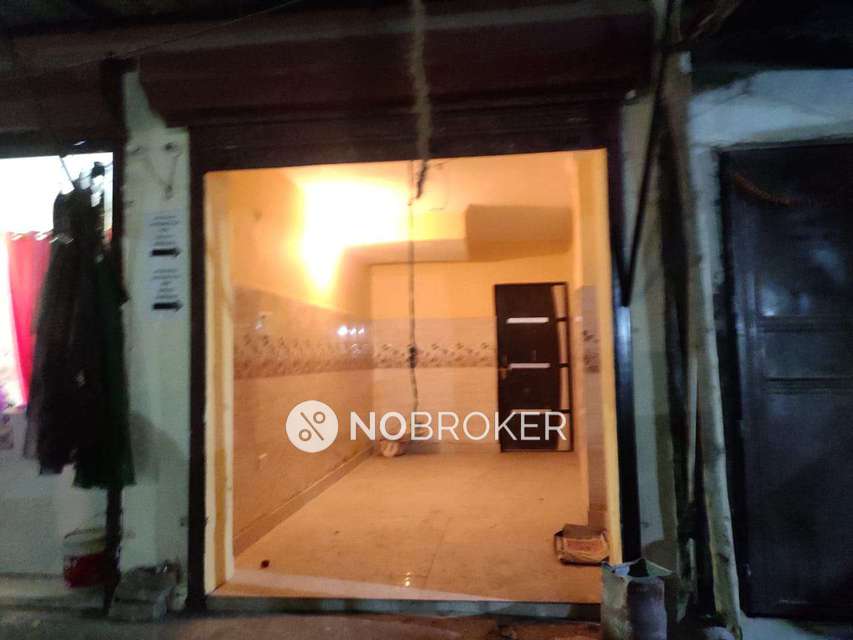 Shop in Rohini, Delhi for Rent 