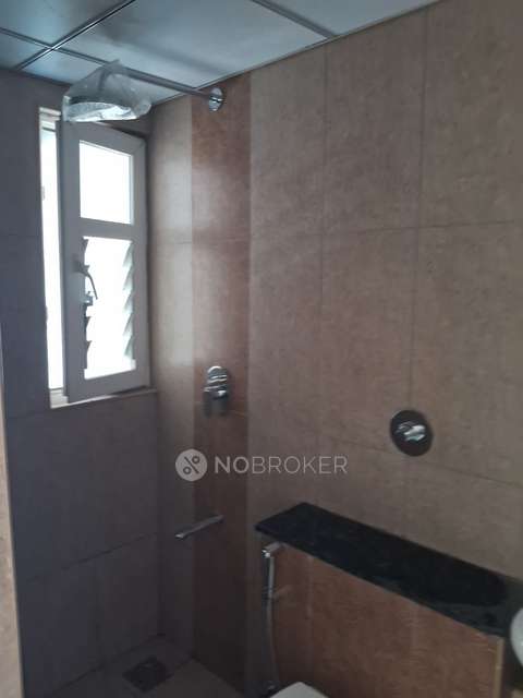 2 BHK Flat In Purva Silversands Emerald Bay for Rent  In Mundhwa