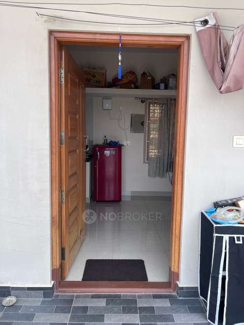 Shared Room for Female In 1 BHK  In Kvs Nivas