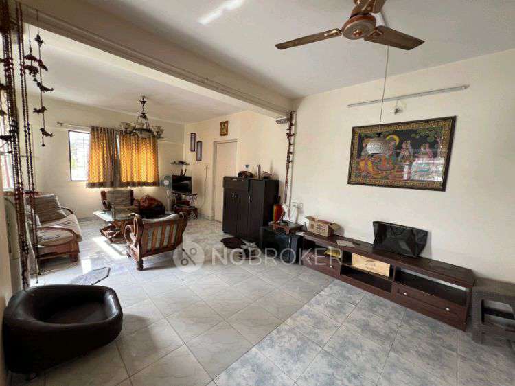 Single Room for Male In 3 BHK  In Motideep Apartment In Baner