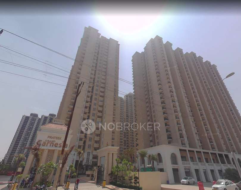 2 BHK Flat In Prateek Grand Carnesia for Rent  In Siddharth Vihar