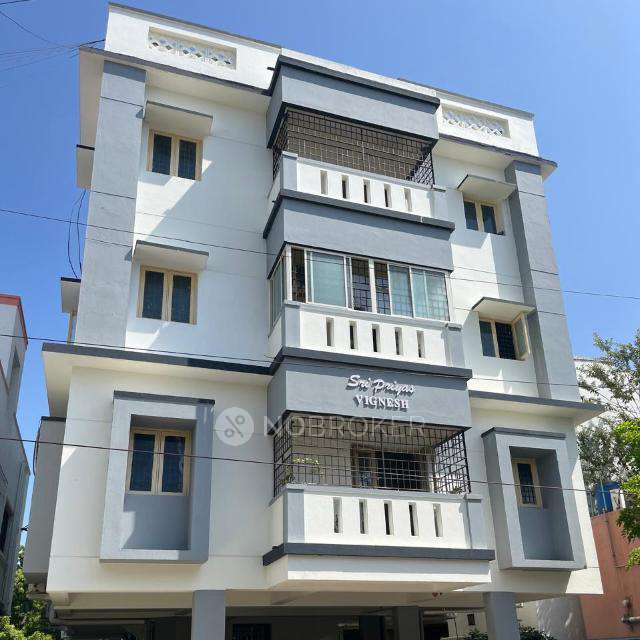 3 BHK Flat In Sri Priyas Vignesh For Sale  In Parasnath Nagar, Iyyappanthangal