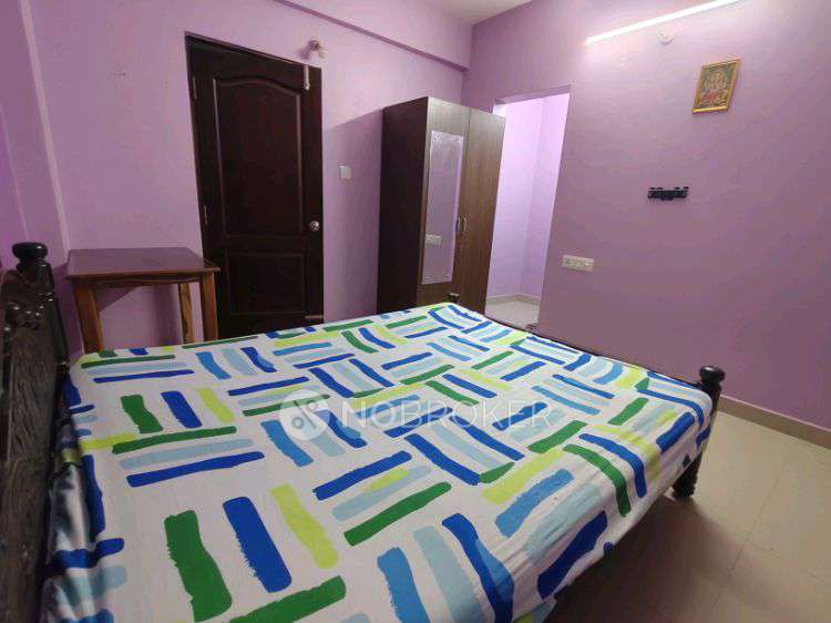 Single Room for Female In 3 BHK  In Svs Patels Callisto In Byatarayanapura