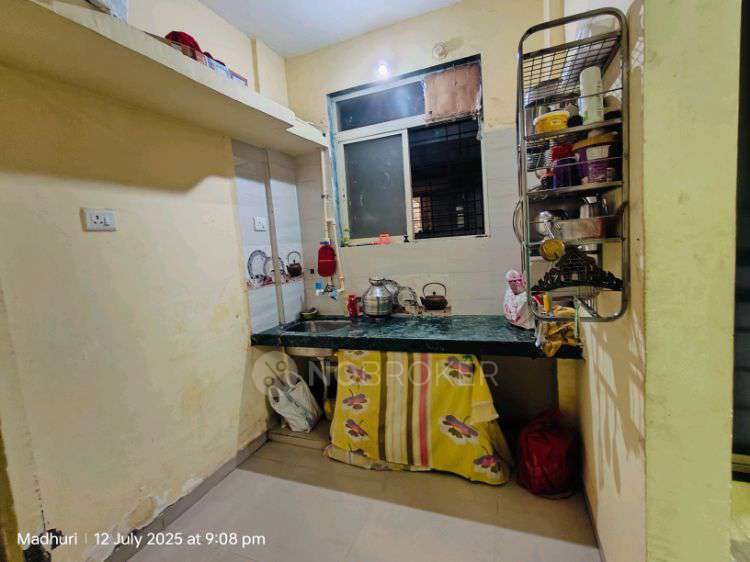 1 RK Flat In Om Sai Niwas Vichumbe New Panvel East for Rent  In Vichumbe