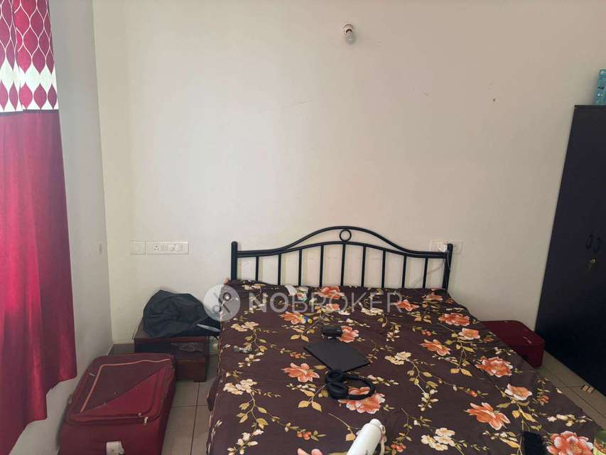 Single Room for Male In 3 BHK  In Prestige Ferns Residency In Haralur