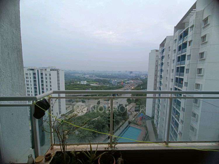 Single Room for Female In 2 BHK  In Megapolis Symphony In Hinjewadi Phase Iii