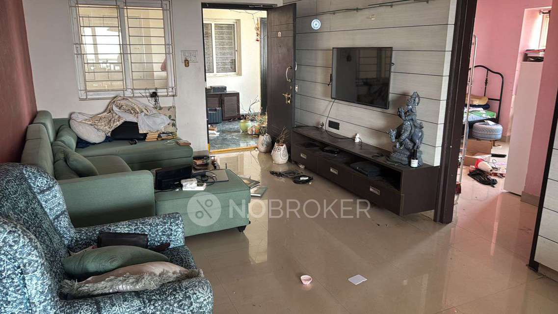 3 BHK Flat In Rainbow Vistas For Sale  In Hitec City