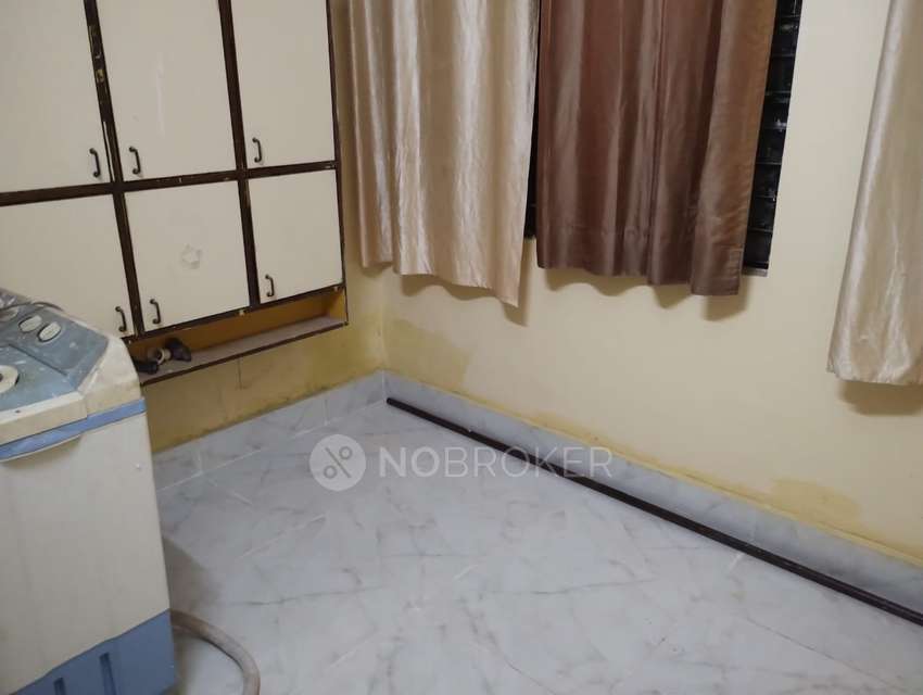 2 BHK Flat In Himgiri Apartments For Sale  In  Sector 34