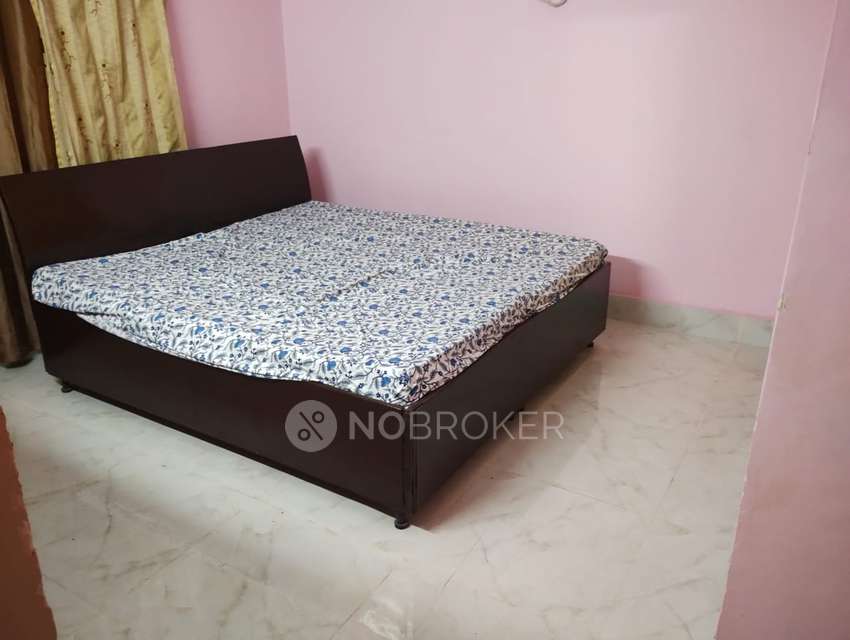 2 BHK Flat In Himgiri Apartments For Sale  In  Sector 34