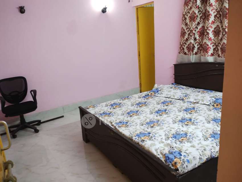 2 BHK Flat In Himgiri Apartments For Sale  In  Sector 34