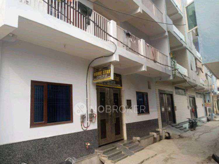 PG for Anyone in Iim Lucknow, Campus B1, Institutional Area, Block B, Industrial Area, Sector 62, Noida, Uttar Pradesh 201309, India