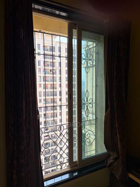 2 BHK Flat In Gala Pride Palms For Sale  In Thane West