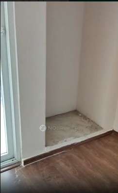 2 BHK Flat In Amrapali Kingswood, Noida Extension For Sale  In Noida Extension