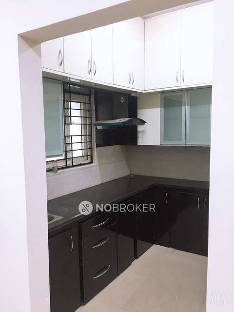 2 BHK Flat In Arundhanthi Apartment For Sale  In Madhapur 