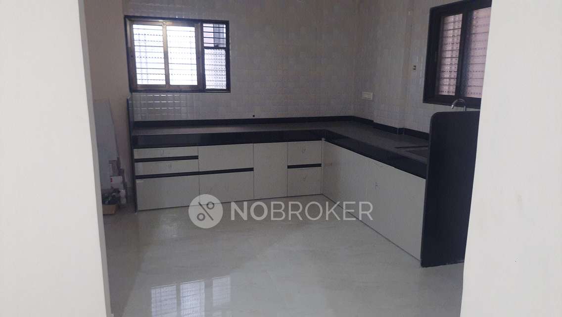2 BHK Flat In Gulmohar Sky Park for Rent  In Palm Atlantis 