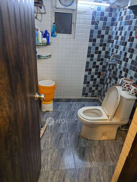 3 BHK Flat In Divyansh Flora  Gaur City Gautam Budh Nagar West For Sale  In Noida Extension