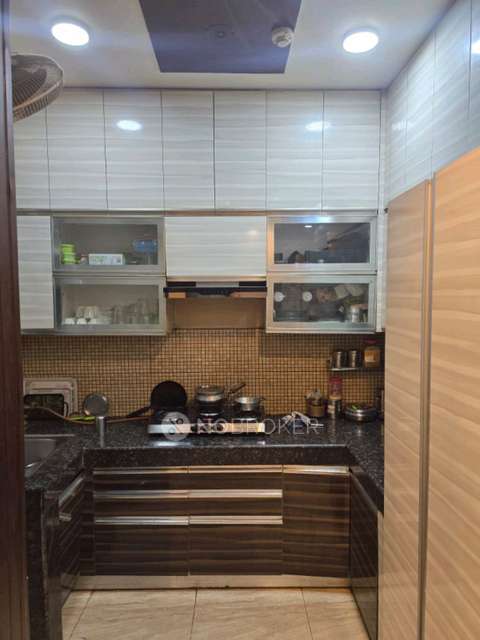 3 BHK Flat In Divyansh Flora  Gaur City Gautam Budh Nagar West For Sale  In Noida Extension