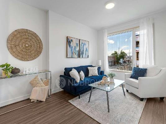 1 BHK Flat In Sri Crystal Pearl For Sale  In Ghatkopar East