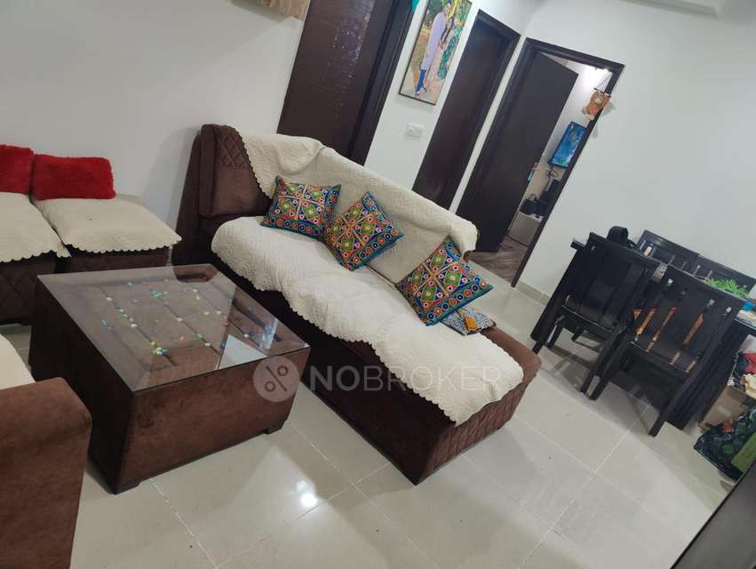 2 BHK Flat In Ajnara Le Garden For Sale  In  Sector 16b