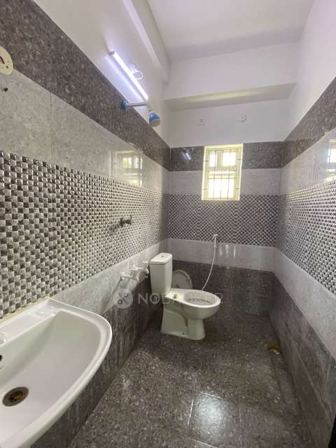 PG for Girls in Ambattur