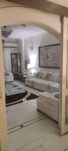 3 BHK Flat For Sale  In Nizamuddin West
