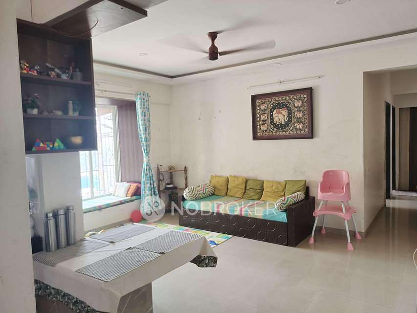 2 BHK Flat In Mantri Serene For Sale  In Goregaon East