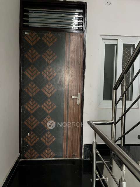 PG for Boys in Sector 12 Park Greater Noida West