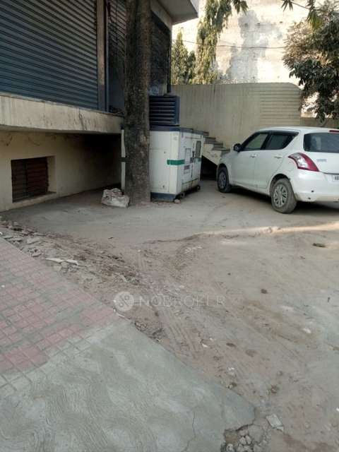 Godown/Warehouse in Bhangrola, Gurgaon for Rent 